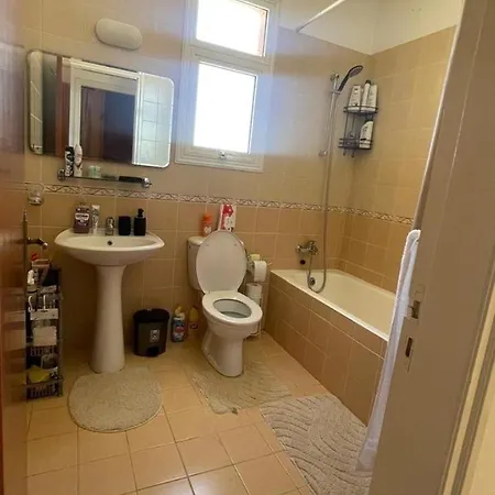 Quiet 2br Flat In Kissonerga
