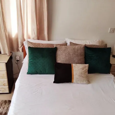 Appartement Quiet 2br Flat In Kissonerga