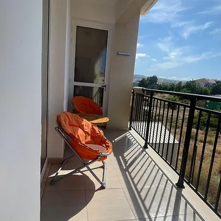 Quiet 2br Flat In Appartement Kissonerga