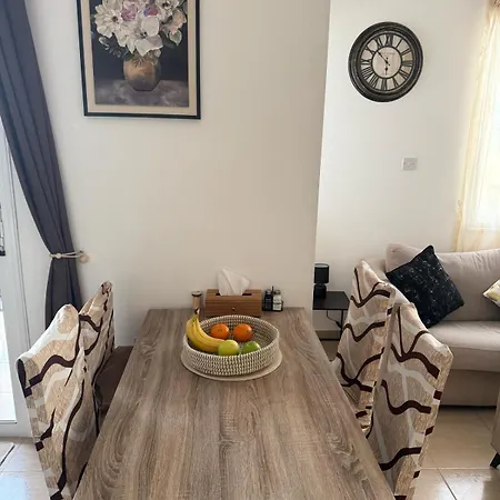 Appartement Quiet 2br Flat In Kissonerga